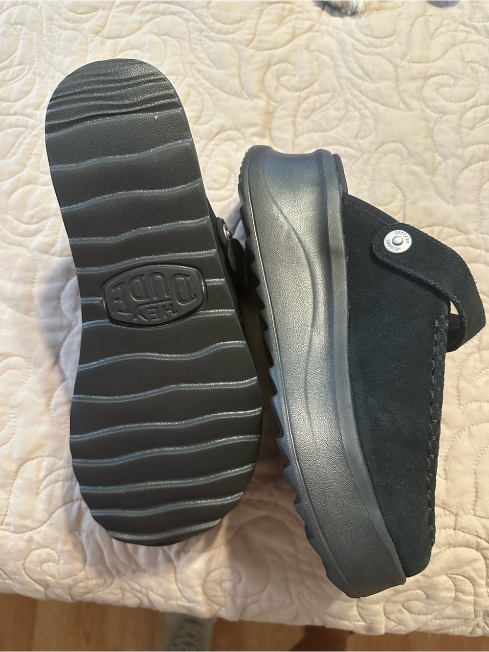 Hey Dude womens Black Suede Slip-On Clog - Picture 3 of 5